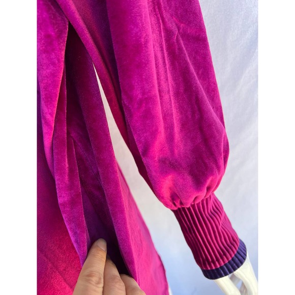 80s Magenta Long Sleeve Velvet Sweater - Picture 4 of 9